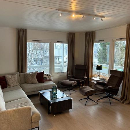 Arctic 3 Room Apartment - Aurora View - Free Parking ترومسو المظهر الخارجي الصورة