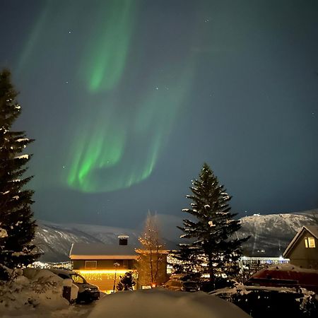 Arctic 3 Room Apartment - Aurora View - Free Parking ترومسو المظهر الخارجي الصورة
